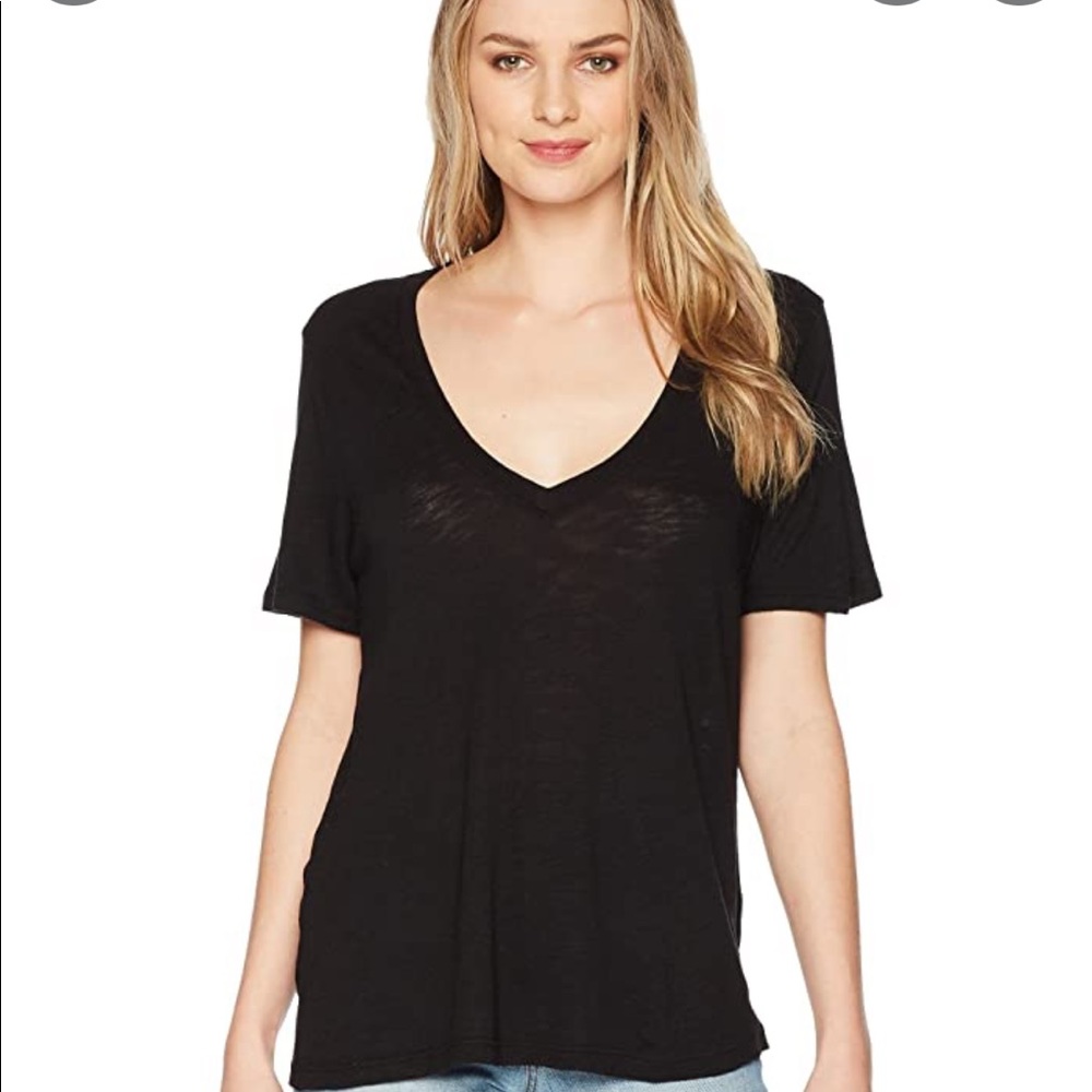 Splendid V-neck Slub Pocket Tee